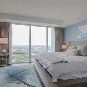 Luxury View In Downtown 3 Bedroom 2.5 Bathroom 1 Parking Toronto